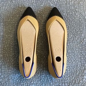 Rothy's The Point Camel Black Cap Toe Flats - Women’s Size 8.5 - New in Box